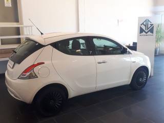 LANCIA Ypsilon usata, con Airbag
