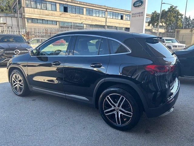 MERCEDES-BENZ GLA 200 usata, con Autoradio
