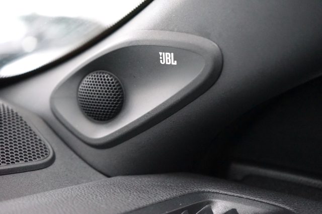 TOYOTA Yaris usata, con Riconoscimento dei segnali stradali