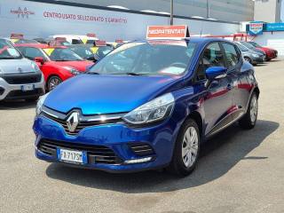 RENAULT Clio usata, con Sensori di parcheggio posteriori