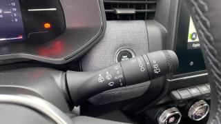 RENAULT Clio usata, con Sensori di parcheggio posteriori