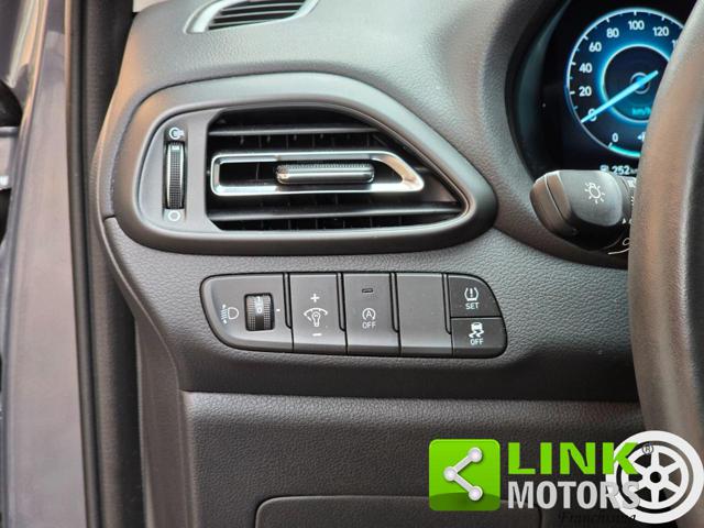 HYUNDAI i30 usata, con Telecamera per parcheggio assistito