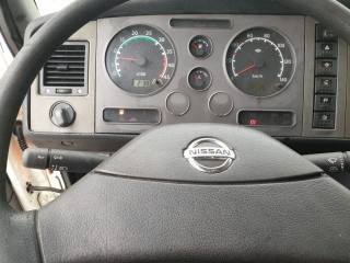NISSAN  usata 13