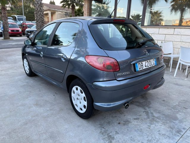 PEUGEOT 206 usata, con Chiusura centralizzata