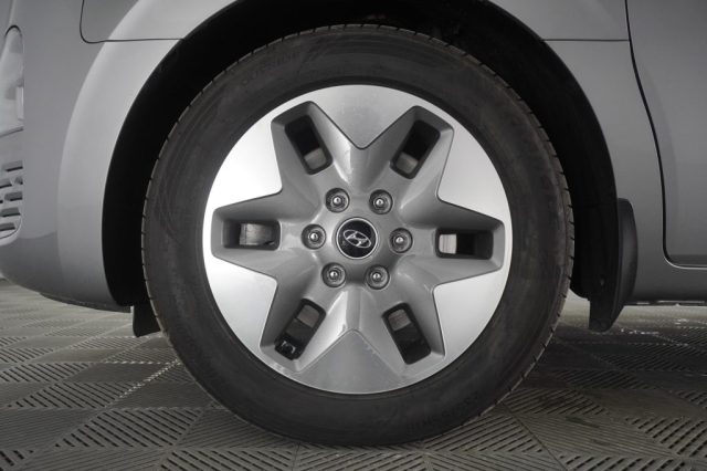 HYUNDAI Staria usata 13