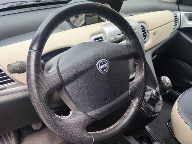 LANCIA Ypsilon usata, con Chiusura centralizzata