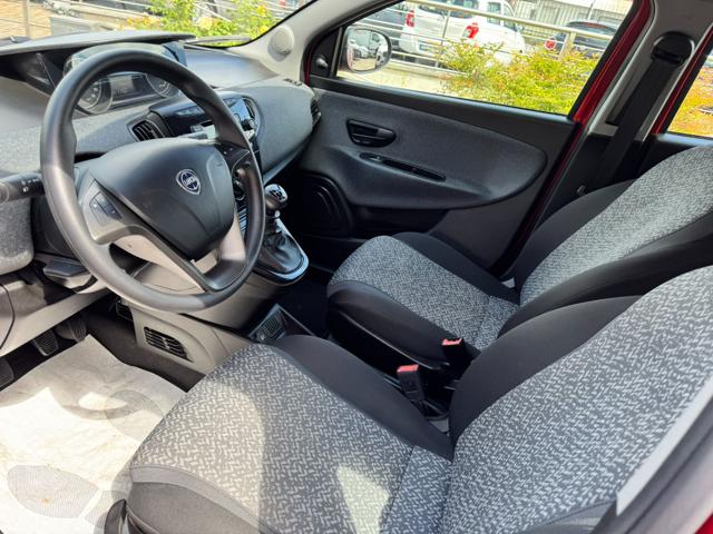 LANCIA Ypsilon usata, con Volante in pelle
