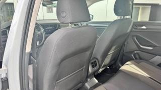 VOLKSWAGEN T-Roc usata, con Volante in pelle