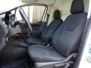 FORD Transit Courier usata, con Climatizzatore