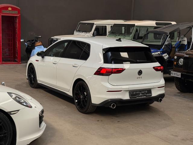 VOLKSWAGEN Golf usata, con Autoradio