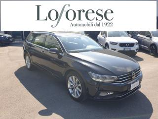 VOLKSWAGEN Passat Variant usata, con Airbag laterali