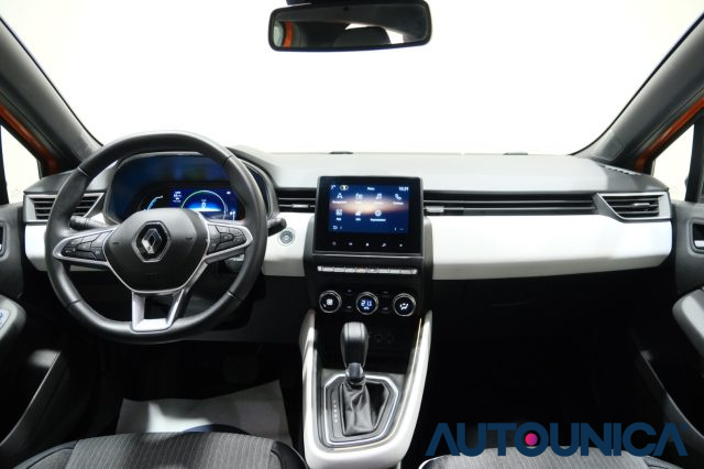 RENAULT Clio usata, con Controllo automatico clima