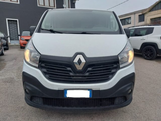 RENAULT Trafic usata 2