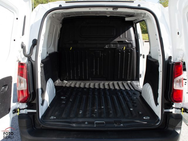 PEUGEOT Partner usata, con Controllo trazione