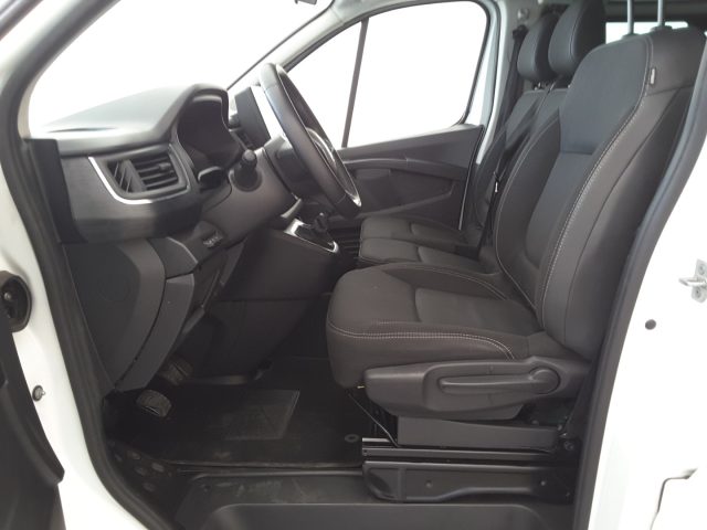 RENAULT Trafic usata, con Alzacristalli elettrici