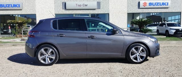 PEUGEOT 308 usata, con Airbag