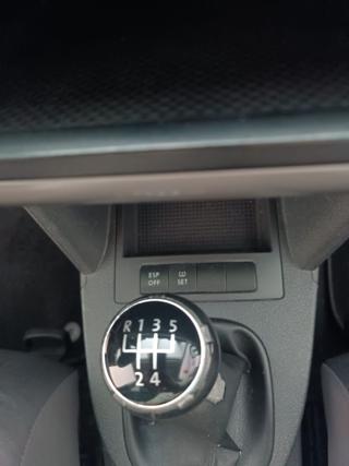 VOLKSWAGEN Touran usata 16