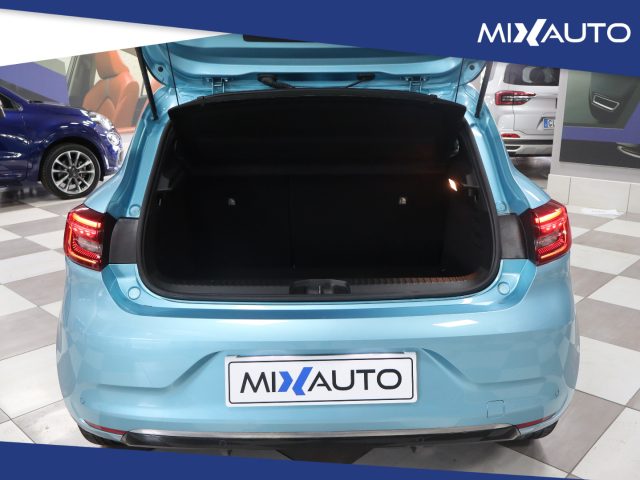 RENAULT Clio usata, con Boardcomputer