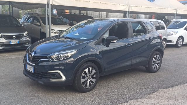 RENAULT Captur usata, con Autoradio
