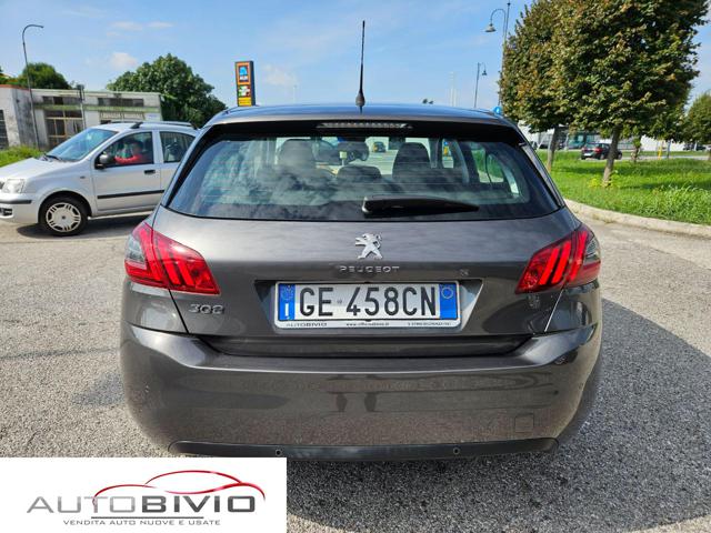 PEUGEOT 308 usata, con Alzacristalli elettrici