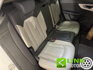 AUDI Q8 usata, con Tettuccio apribile