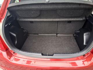 TOYOTA Yaris usata, con Vivavoce