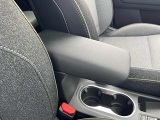 RENAULT Captur usata, con Autoradio digitale