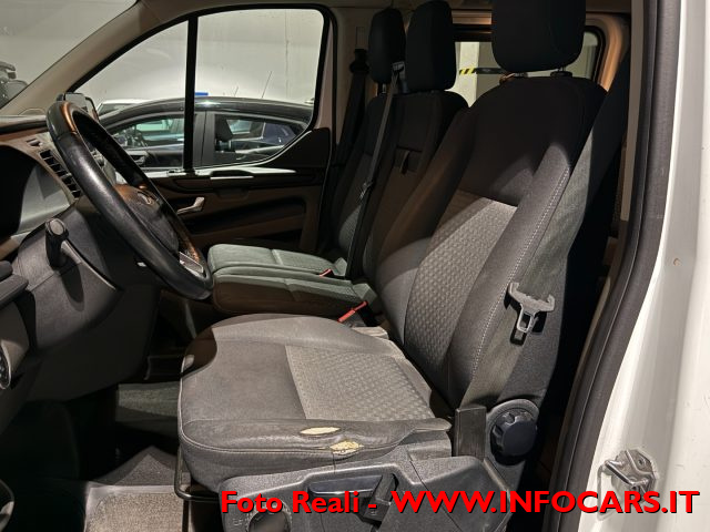 FORD Tourneo Custom usata, con Alzacristalli elettrici