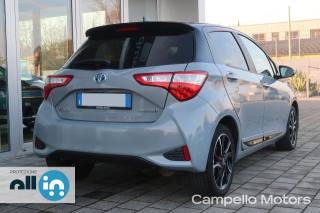 TOYOTA Yaris usata 2