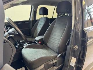 VOLKSWAGEN Touran usata, con Chiusura centralizzata