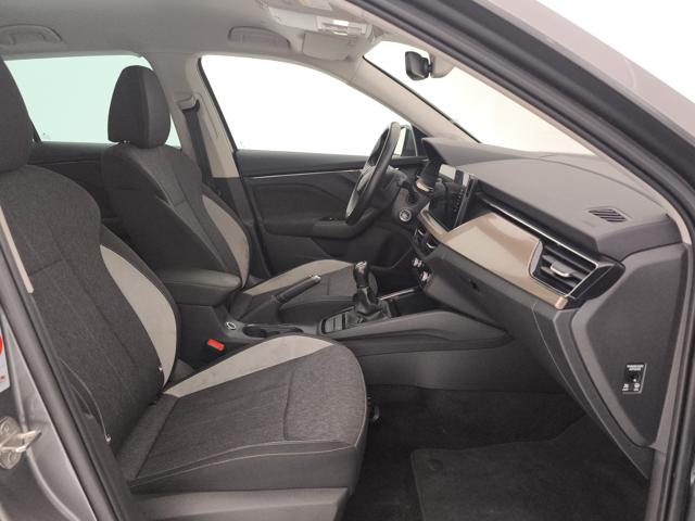 SKODA Kamiq usata, con Sensori di parcheggio posteriori