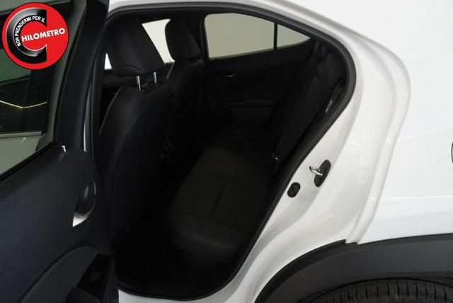 LEXUS UX 250h usata, con Climatizzatore