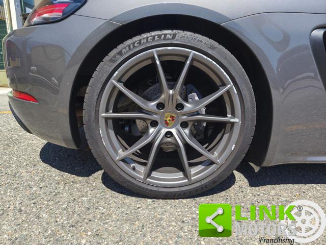PORSCHE Cayman usata 21