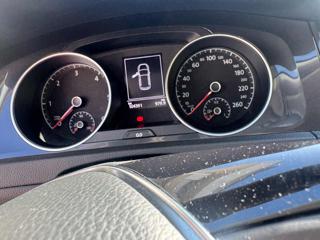 VOLKSWAGEN Golf usata, con ESP