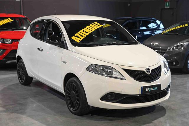 LANCIA Ypsilon usata, con Airbag laterali