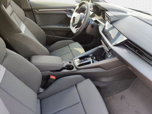 AUDI A3 usata, con Autoradio