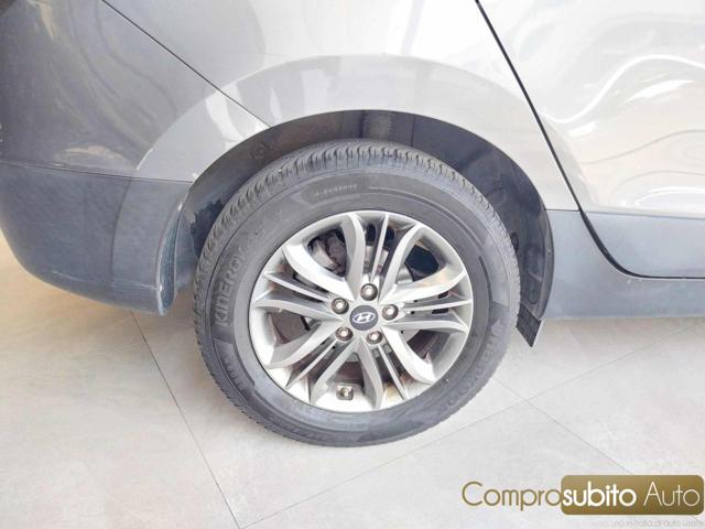 HYUNDAI iX35 usata, con Sedile posteriore sdoppiato