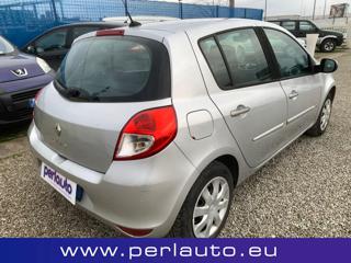 RENAULT Clio usata, con Autoradio