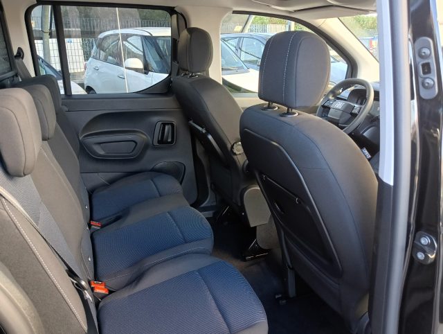 FIAT Doblo usata, con Fari LED