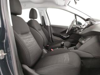 PEUGEOT 208 usata, con Boardcomputer