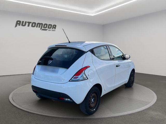 LANCIA Ypsilon usata, con Autoradio