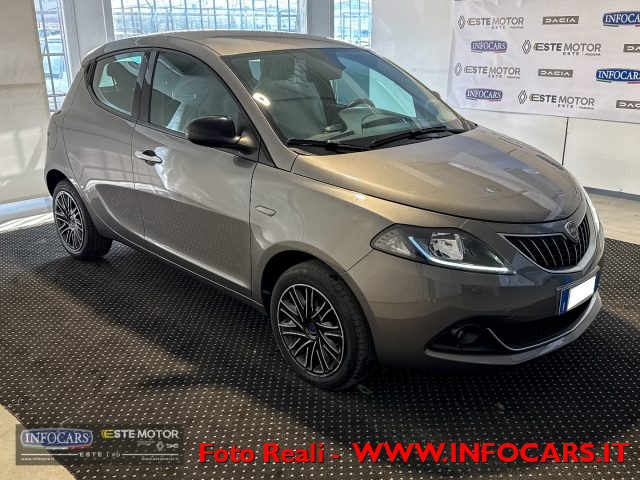 LANCIA Ypsilon usata, con ABS