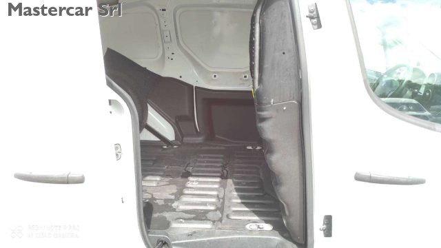 PEUGEOT Partner usata 13