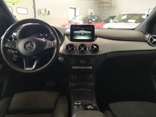 MERCEDES-BENZ B 180 usata, con Controllo trazione