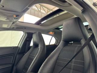 MERCEDES-BENZ GLA 200 usata 31