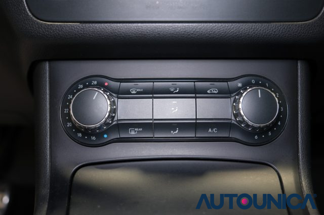 MERCEDES-BENZ B 180 usata, con Isofix