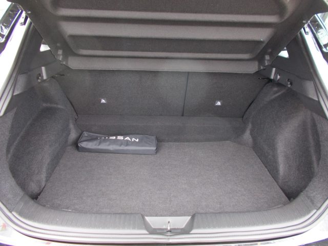 NISSAN Qashqai usata, con Park Distance Control