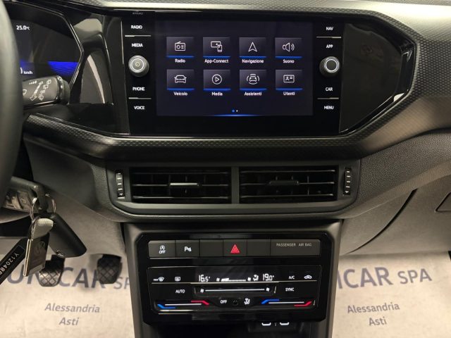 VOLKSWAGEN T-Cross usata, con USB