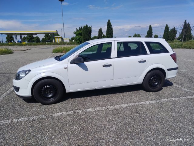 OPEL Astra usata, con Autoradio