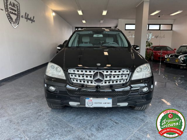 MERCEDES-BENZ ML 320 usata, con Airbag